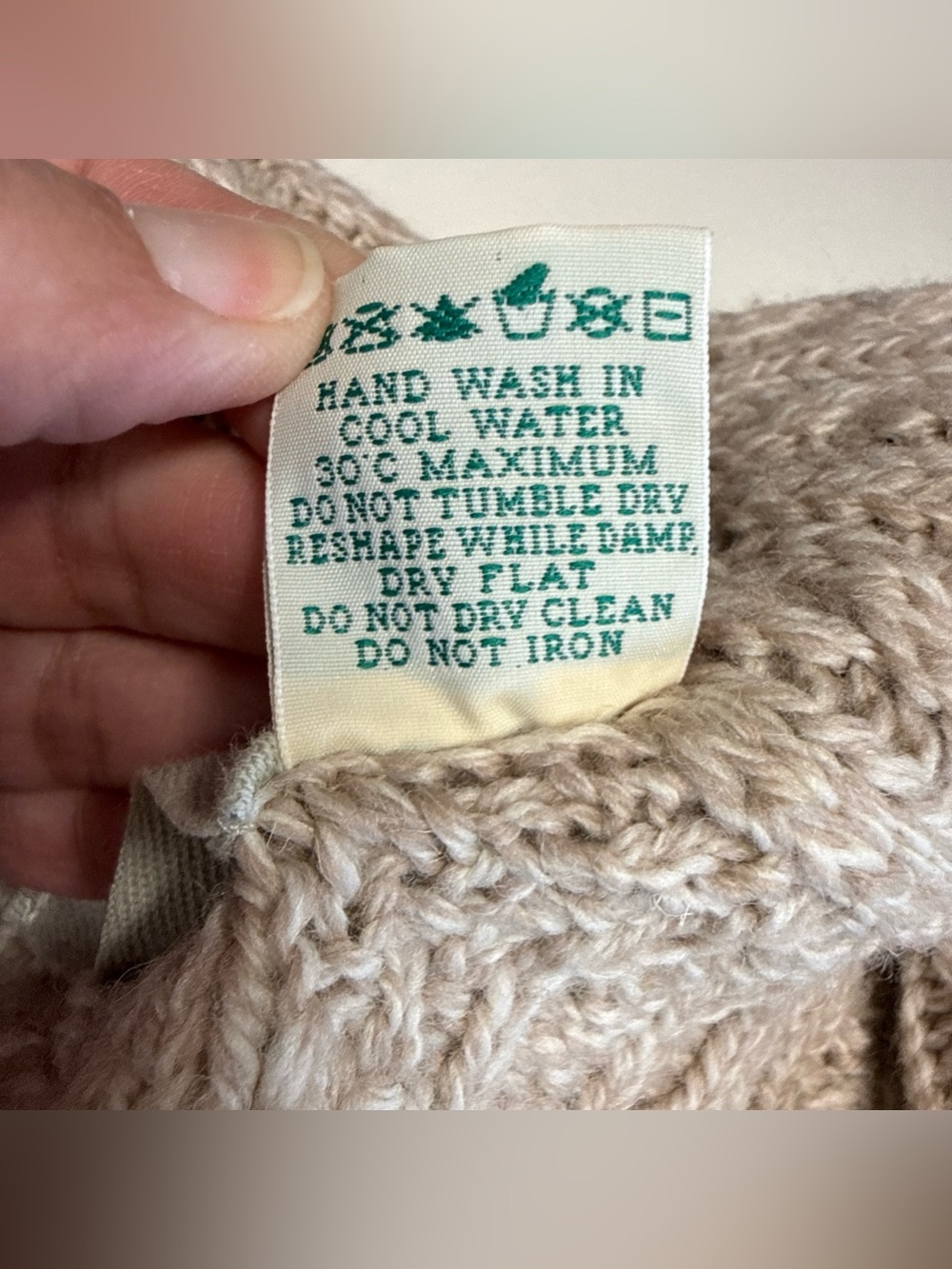 Aran Sweater Market Women’s Merino Wool Cardigan Beige Sz M Irish Cable Knit - Picture 4 of 11